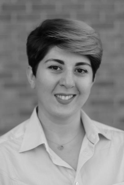 Nadia Modjrian, Undergraduate Researcher