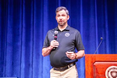 Paralympian Evan Austin speaks at the 2026 Student Leadership Summit.