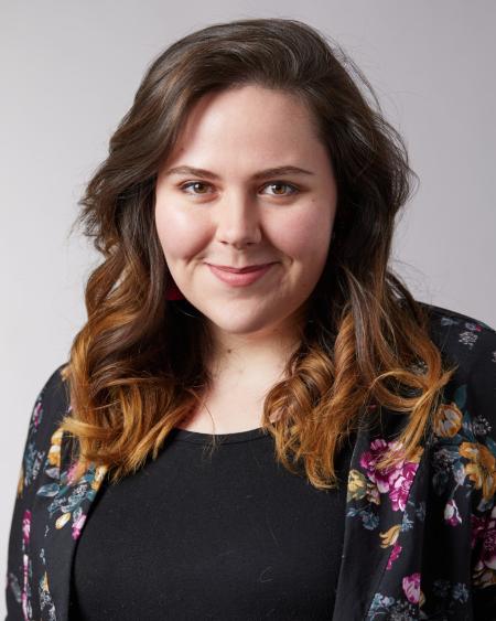 Headshot of Julia Ryan