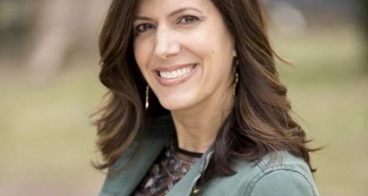 Comedian Dena Blizzard