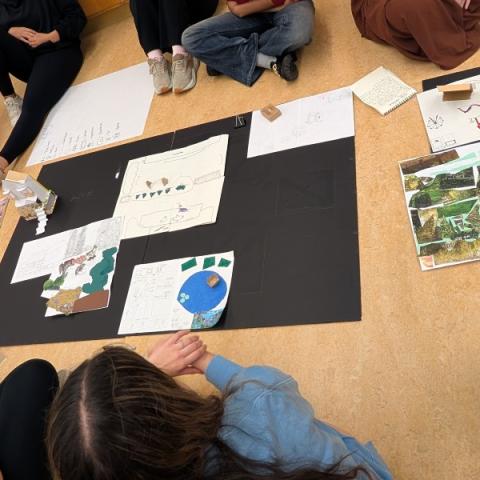 Kent States students develop maps during geography lesson