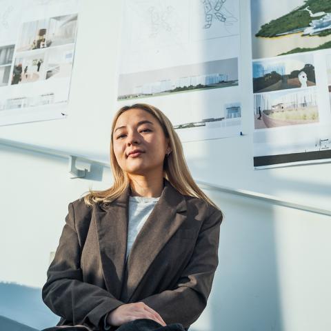 �Ը������� senior architecture major Georgia Coulter studied abroad with professional architect Frank Barkow