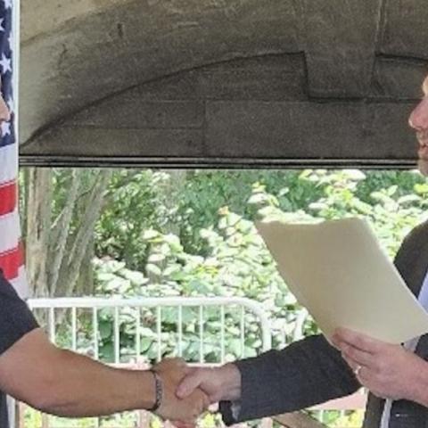 Berea Mayor Cyril Kleem welcomes Benjamin Scott, pictured left