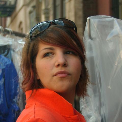 91���� fashion design student Jennifer Smas, pictured in New York City, was among the first group of students to study at the university’s new New York City Fashion program during the 2006 Spring Semester. 