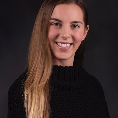 Headshot of Sara Greicius
