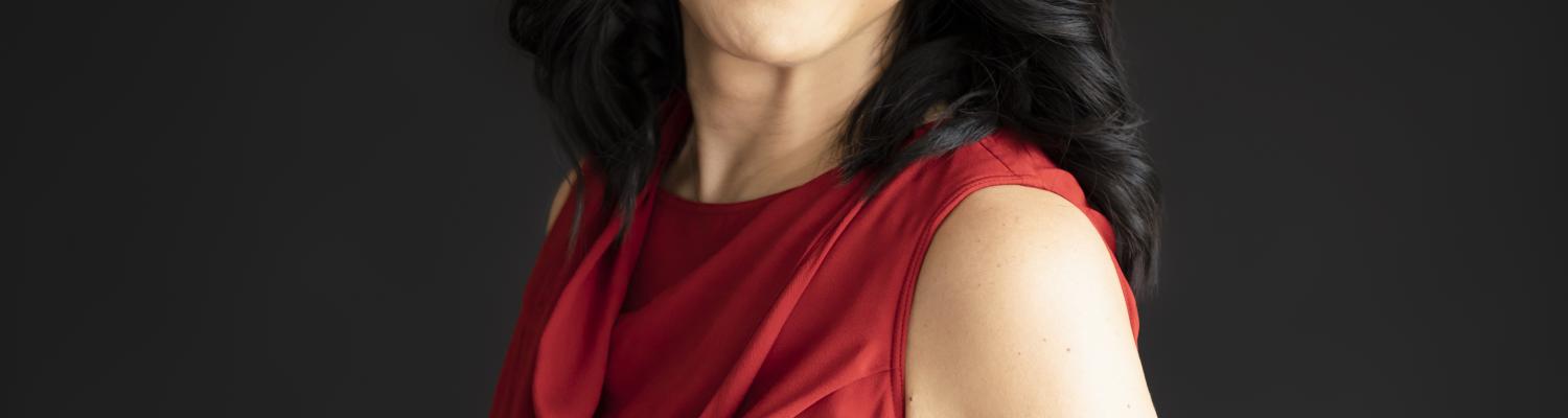 Donna Lee Headshot