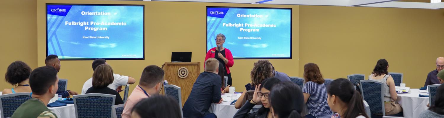 Dr. Amanda Johnson presenting during orientation for the 2023 Fulbright Pre-Academic cohort.