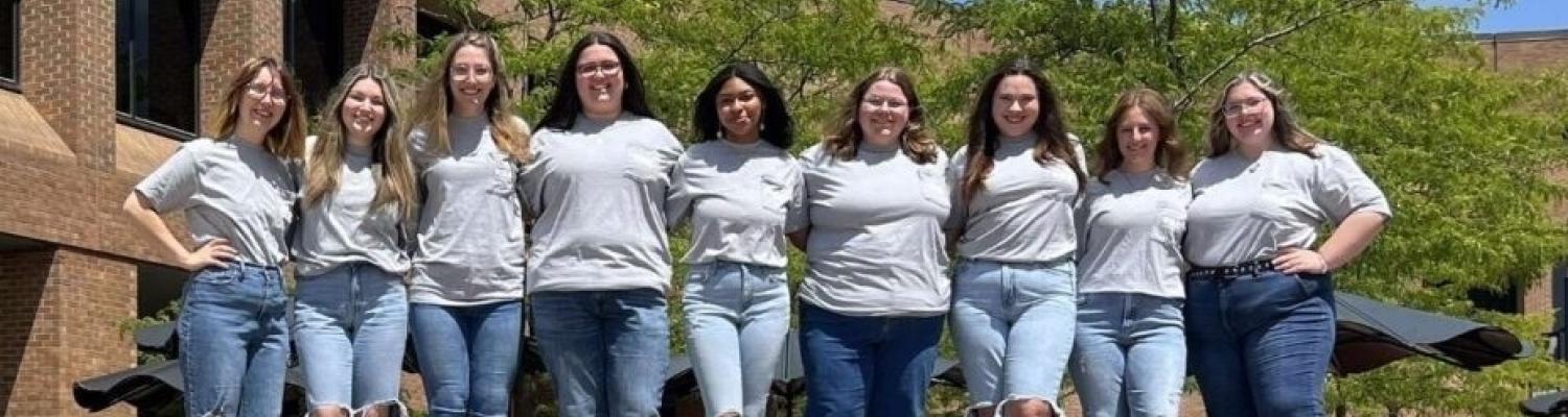 Students Standing on ������Ƶ State Waterfall