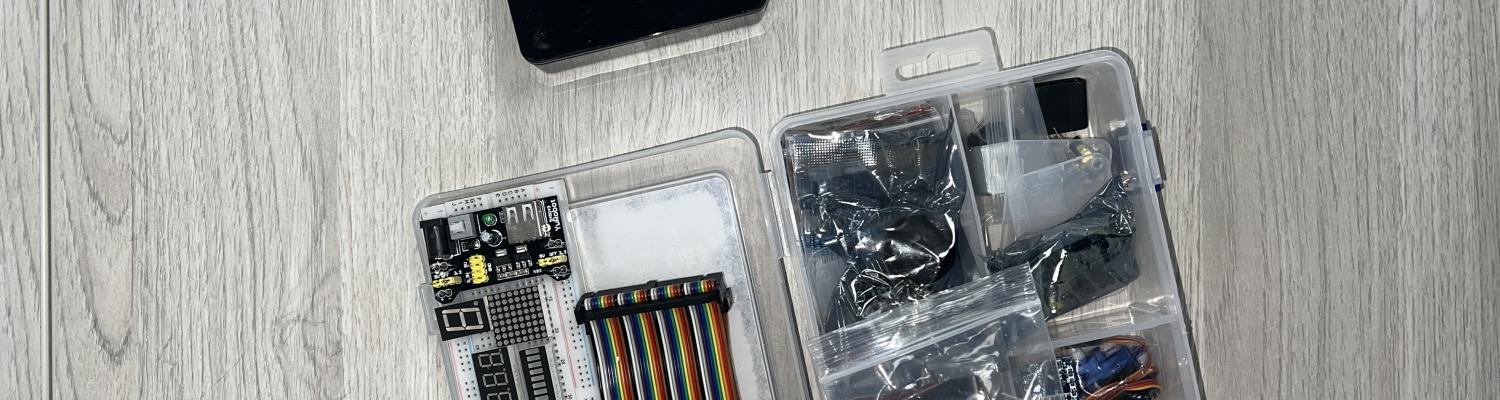 An image of a Raspberry Pi 4 with its included Adeept Kit