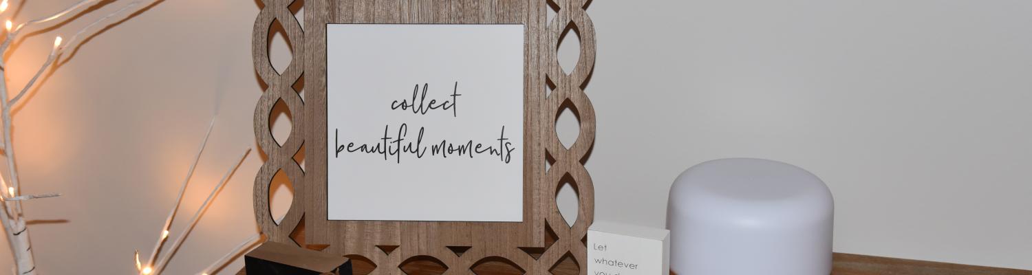 Collection of small mementos with inspiring quotes