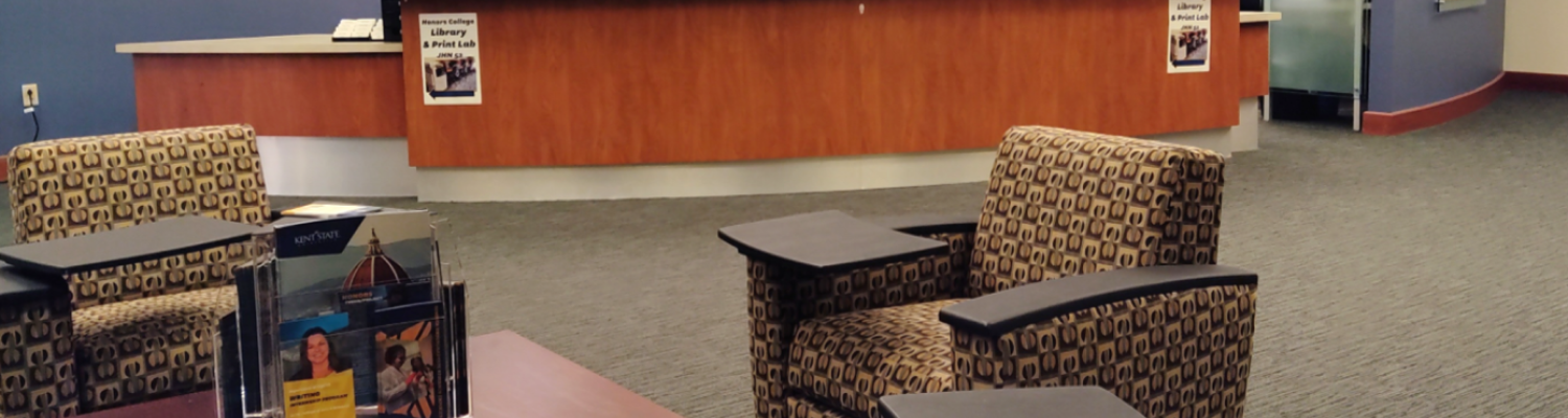 Honors College Reception Desk