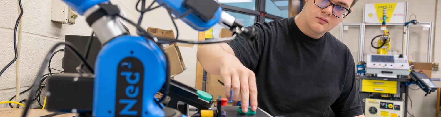 Engineering student at ������Ƶ State Trumbull