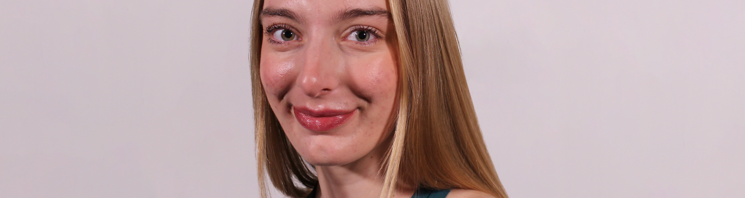 Amelia Skowron Headshot