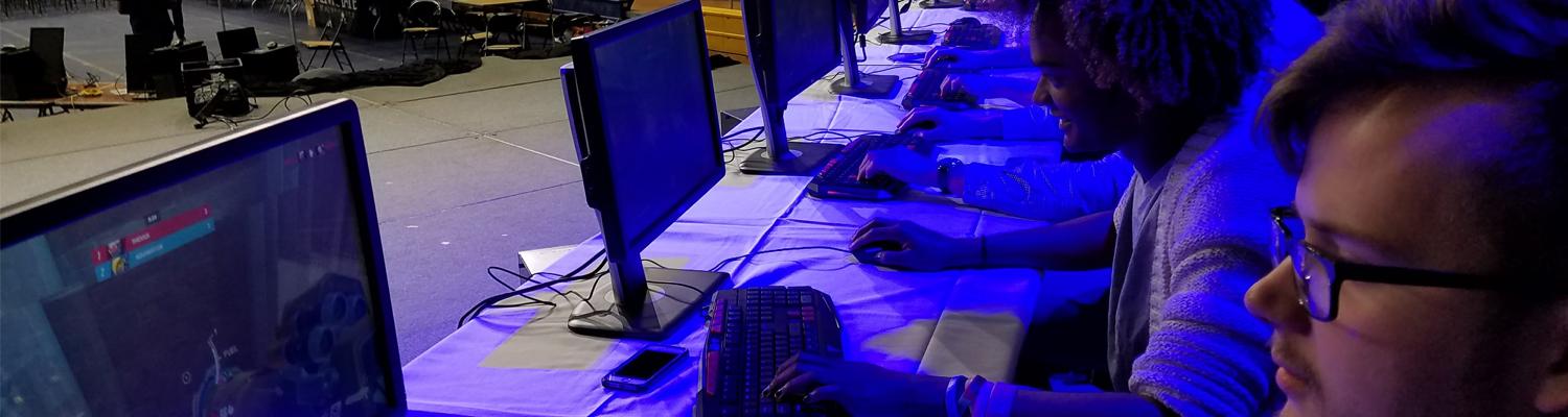 An image of the KSU Esports team competing