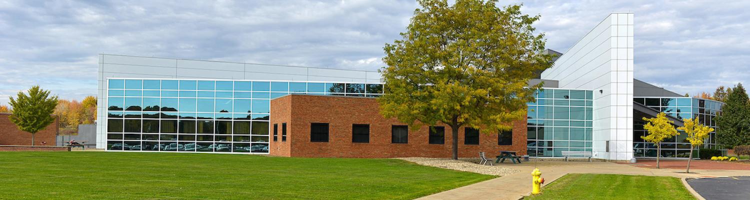 ������Ƶ State Trumbull campus building