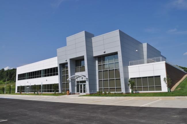 Tuscarawas campus building