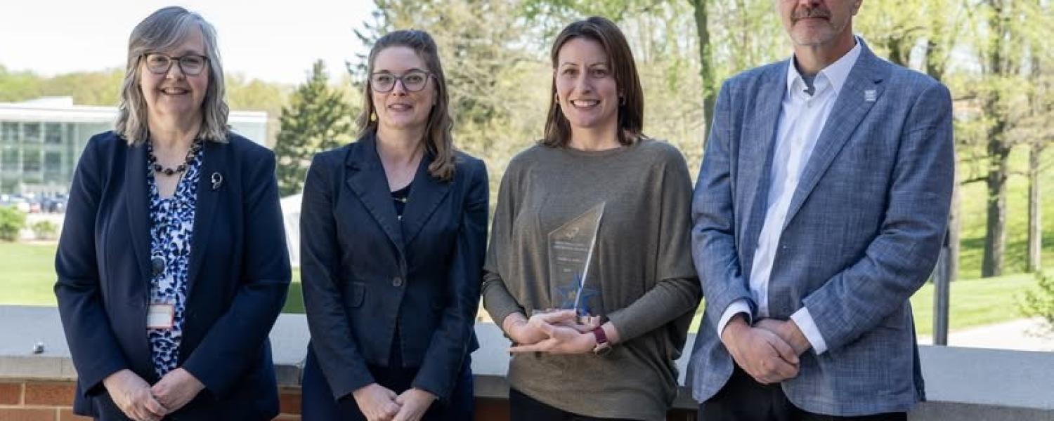 Theresa Yogi of Honors College won the 2025 Distinguished Advisor Award.