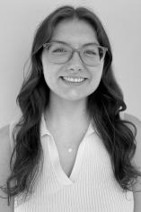 Emma Weaver headshot