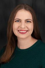 Profile headshot photo of Hannah Foster.