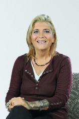 Kim Steele-Marks Headshot 