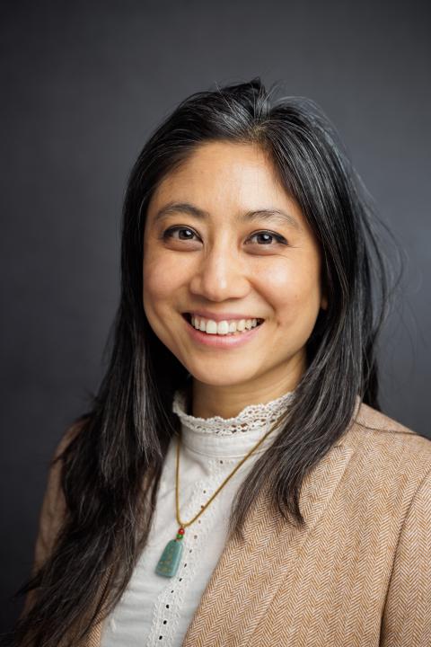 Profile photo of Dr. Elaine (Lan Yin) Hsiao