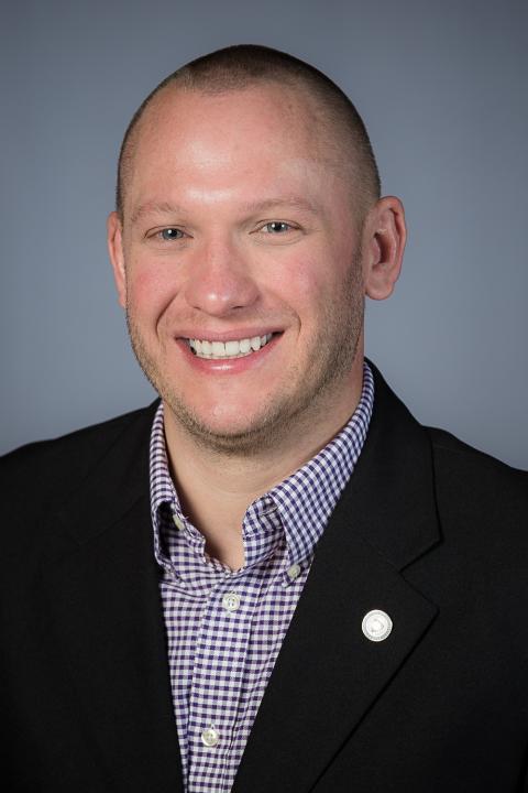 Marshall Hill headshot