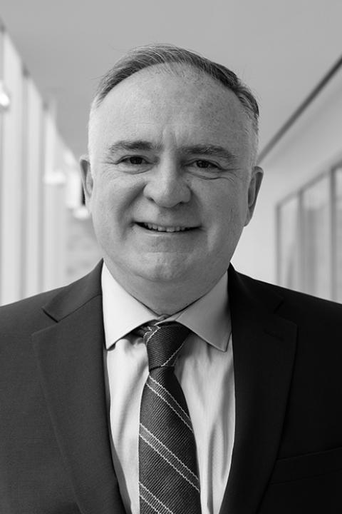 Suat Gunhan Headshot