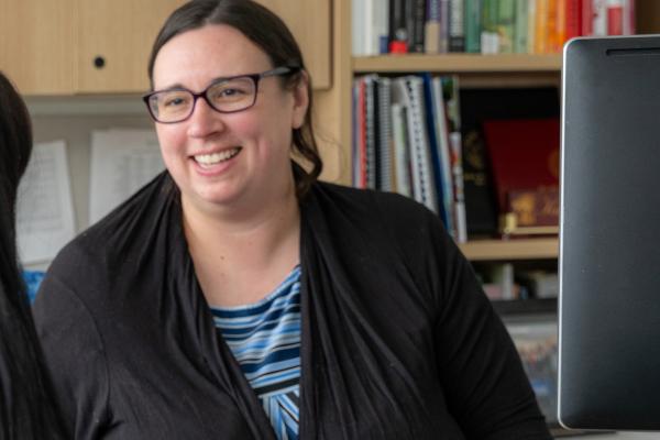 advisor meeting with student