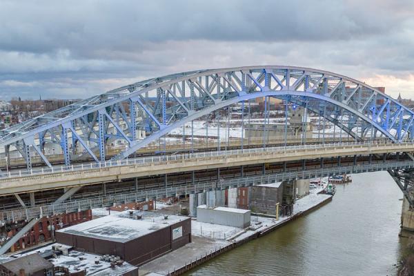Veterans Memorial Bridge - photo 1 - photo credit Cuyahoga County - WEB.jpg